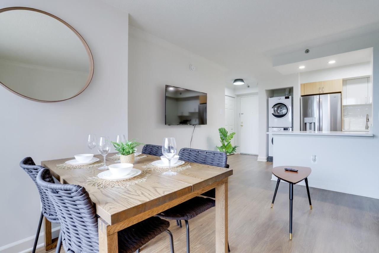 Modern & Charming Apt With Rooftop @Pentagon City Арлингтон Экстерьер фото